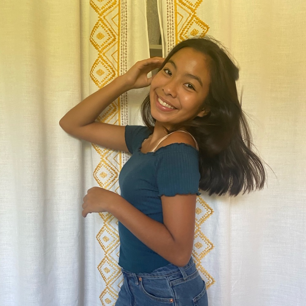 Small cropped off the shoulder top from Ross.